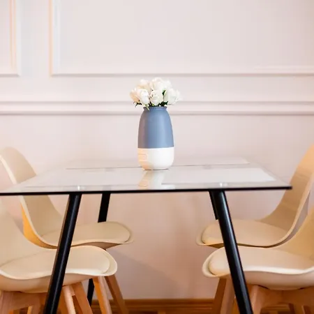 Apartment Alfa Grushevskoho 7 *